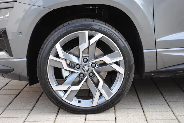 SKODA Karoq 1.5 TSI SportLine DSG