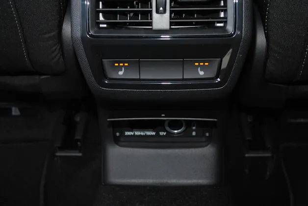 SKODA Karoq 1.5 TSI SportLine DSG