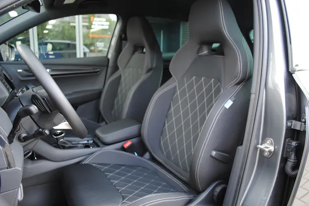 SKODA Karoq 1.5 TSI SportLine DSG