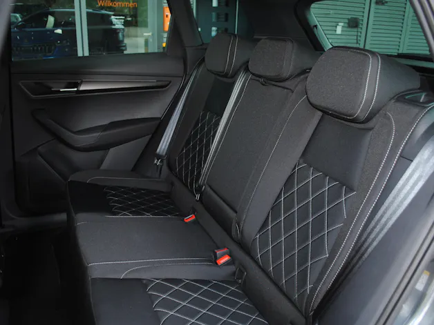 SKODA Karoq 1.5 TSI SportLine DSG