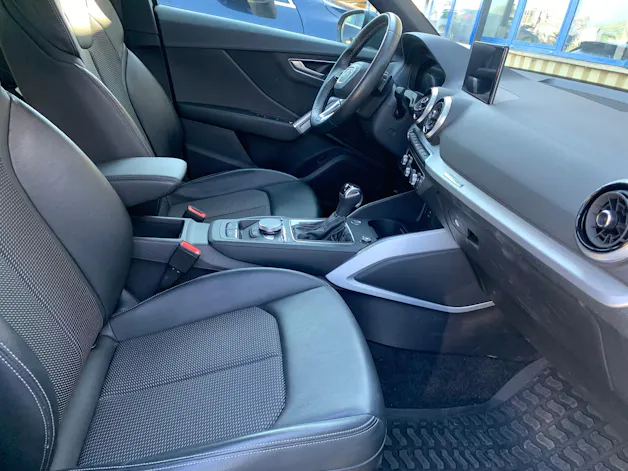 Audi Q2 40 TFSI S line quattro S-tronic