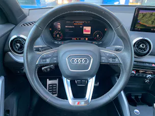AUDI Q2 40 TFSI S line quattro S-tronic