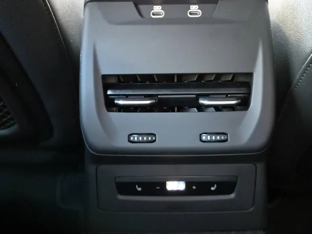 Audi A5 Avant TDI quattro 150 kW Attraction S tronic Mythosschwarz Metallic