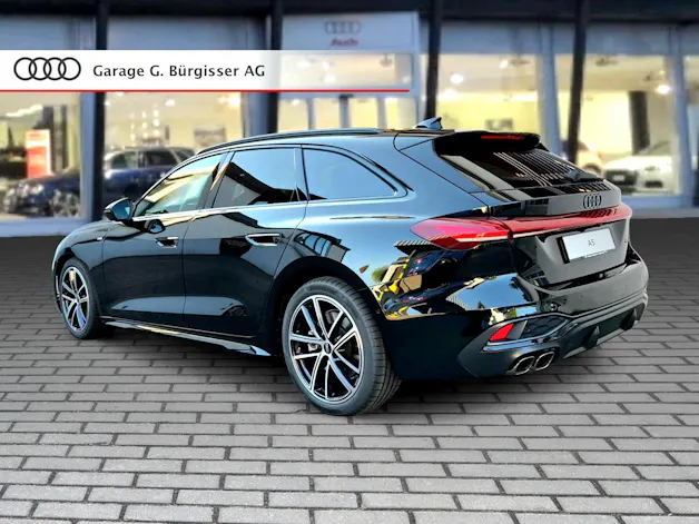 Audi A5 Avant TDI quattro 150 kW Attraction S tronic Mythosschwarz Metallic