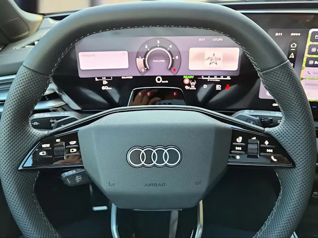 Audi A5 Avant TDI quattro 150 kW Attraction S tronic Mythosschwarz Metallic