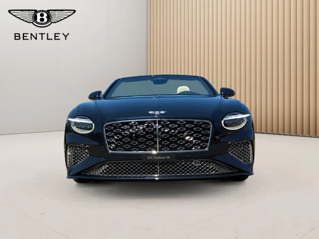 Bentley Continental GTC 4.0 V8 PHEV Mulliner/ 1.9% Leasing möglich.