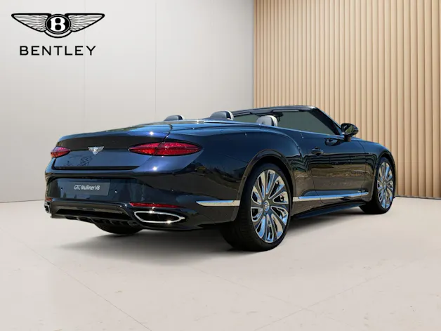 Bentley Continental GTC 4.0 V8 PHEV Mulliner/ 1.9% Leasing möglich.