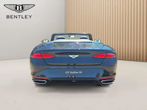 Bentley Continental GTC 4.0 V8 PHEV Mulliner/ 1.9% Leasing möglich.