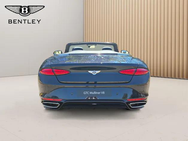 Bentley Continental GTC 4.0 V8 PHEV Mulliner/ 1.9% Leasing möglich.