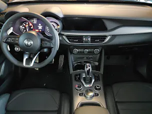 ALFA ROMEO Stelvio 2.2JTDM Veloce Q4Automatic