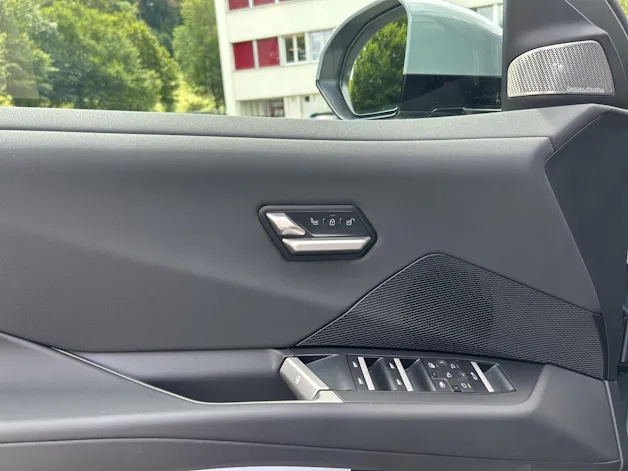 BMW iX3 50 xDrive M Sport