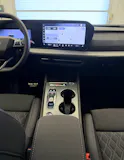 Audi Q4 e-tron SUV quattro performance Swiss Ski