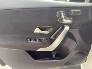 MERCEDES-BENZ A 220 4Matic 8G-DCT