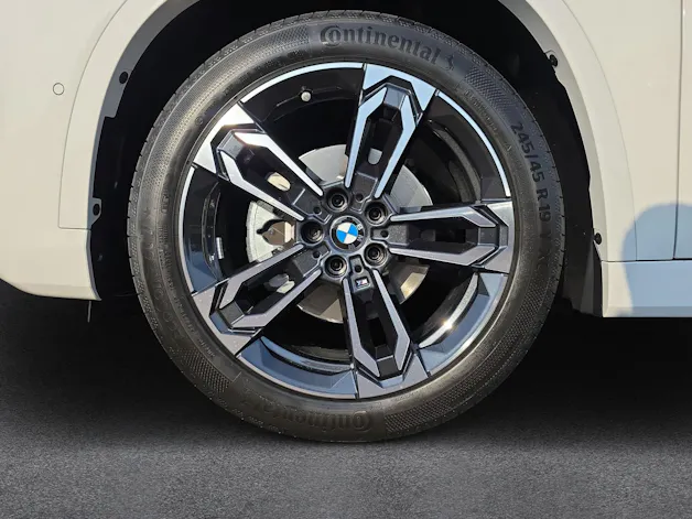 BMW iX1 eDrive 20 Edition M Sport