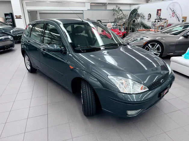 Ford Focus 2.0i 16V AUTOMATICA!