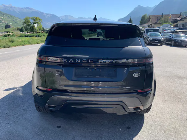 Land Rover Range Rover Evoque R-Dynamic P 300e SE AT8