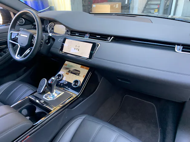 Land Rover Range Rover Evoque R-Dynamic P 300e SE AT8