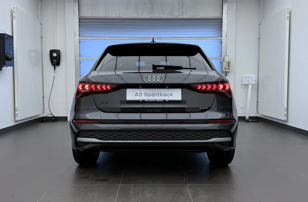 Audi A3 Sportback TFSI 110 kW Attraction S tronic