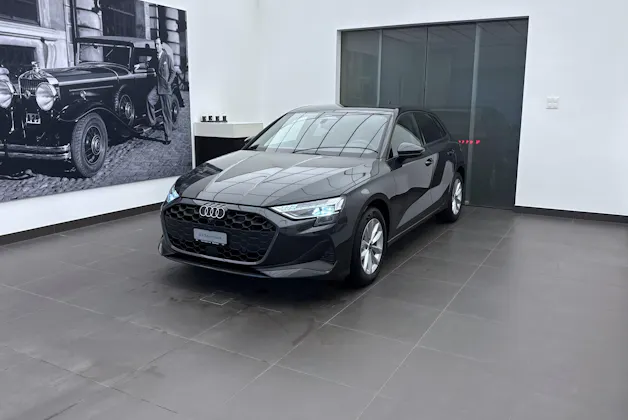 Audi A3 Sportback TFSI 110 kW Attraction S tronic