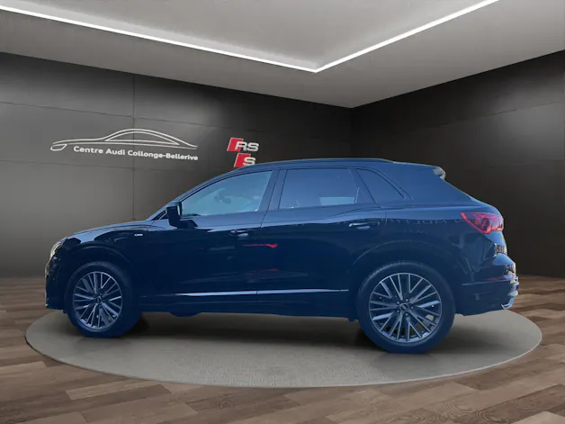 Audi Q3 35 TFSI S line Attraction S-tronic