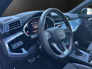 AUDI Q3 35 TFSI S line Attraction S-tronic