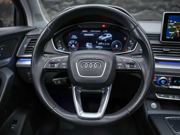 Audi Q5 2.0 TDI design quattro S-tronic *Panorama*Luftfeder*Matrix*Bang&Olufsen*