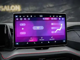 SKODA Kodiaq 2.0 TDI Sportline 4x4 *Panorama*7 Plätzer* Matrix LED*CANTON Soundsystem*