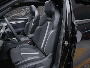 SKODA Kodiaq 2.0 TDI Sportline 4x4 *Panorama*7 Plätzer* Matrix LED*CANTON Soundsystem*