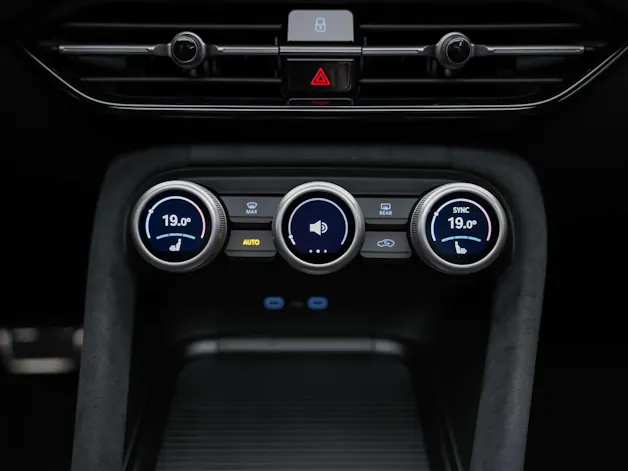 Škoda Kodiaq 2.0 TDI Sportline 4x4 *Panorama*7 Plätzer* Matrix LED*CANTON Soundsystem*