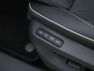 SKODA Kodiaq 2.0 TDI Sportline 4x4 *Panorama*7 Plätzer* Matrix LED*CANTON Soundsystem*