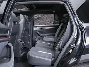 SKODA Kodiaq 2.0 TDI Sportline 4x4 *Panorama*7 Plätzer* Matrix LED*CANTON Soundsystem*