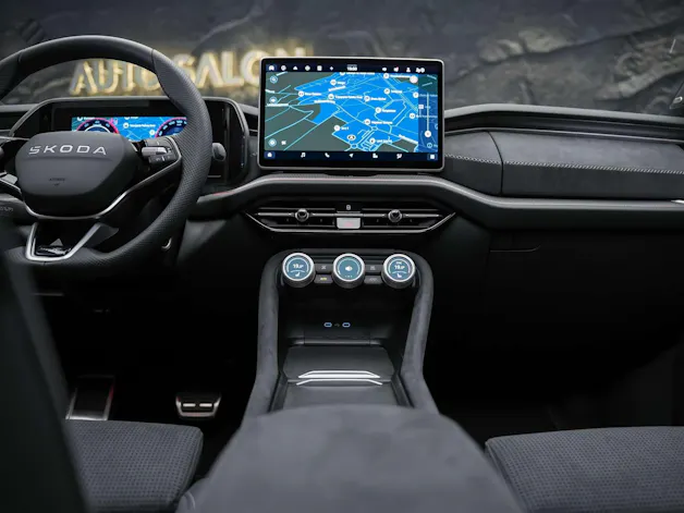 Škoda Kodiaq 2.0 TDI Sportline 4x4 *Panorama*7 Plätzer* Matrix LED*CANTON Soundsystem*