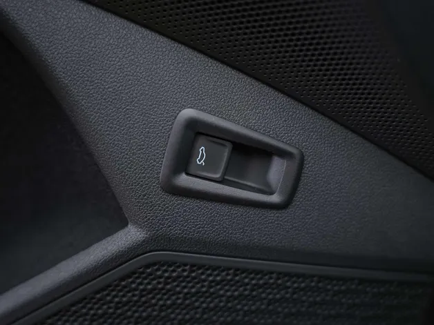 Škoda Kodiaq 2.0 TDI Sportline 4x4 *Panorama*7 Plätzer* Matrix LED*CANTON Soundsystem*