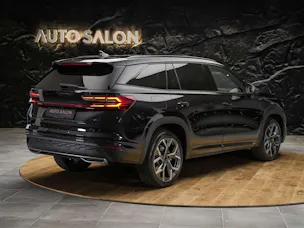 SKODA Kodiaq 2.0 TDI Sportline 4x4 *Panorama*7 Plätzer* Matrix LED*CANTON Soundsystem*