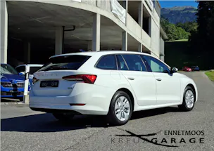 SKODA Octavia Combi 1.0 TSI mHEV DSG Ambition *ab MFK+8-fach bereift m. Pneu*