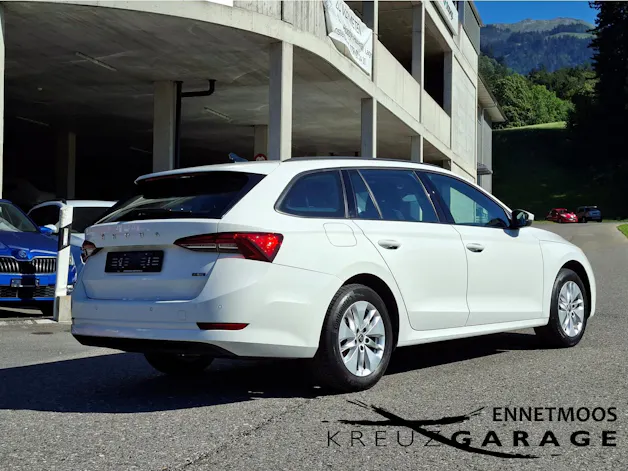 Škoda Octavia Combi 1.0 TSI mHEV DSG Ambition *ab MFK+8-fach bereift m. Pneu*