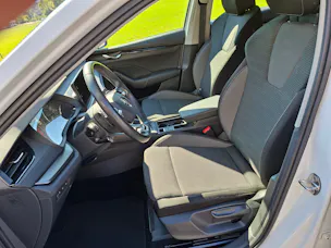 SKODA Octavia Combi 1.0 TSI mHEV DSG Ambition *ab MFK+8-fach bereift m. Pneu*