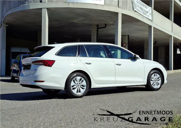 Škoda Octavia Combi 1.0 TSI mHEV DSG Ambition *ab MFK+8-fach bereift m. Pneu*