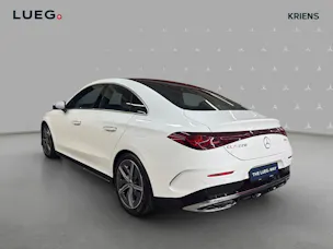 MERCEDES-BENZ CLA 220 4M - AMG / 360 Grad Kamera / Panorama-Dach / Sitzheizung