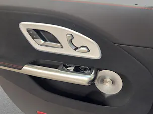 MERCEDES-BENZ CLA 220 4M - AMG / 360 Grad Kamera / Panorama-Dach / Sitzheizung