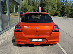 Suzuki Swift 1.2 Sakura Top Hybrid CVT