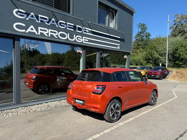Suzuki Swift 1.2 Sakura Top Hybrid CVT