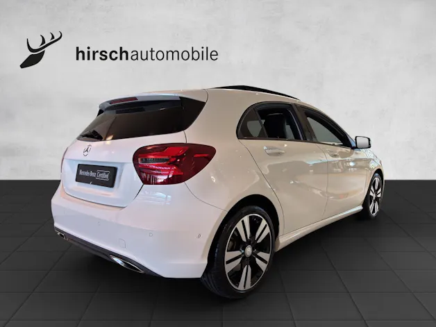Mercedes-Benz A 220 Urban 4Matic 7G-DCT