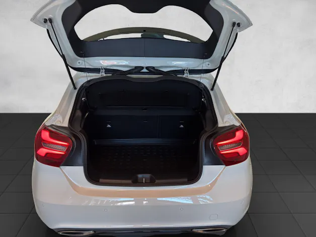 Mercedes-Benz A 220 Urban 4Matic 7G-DCT