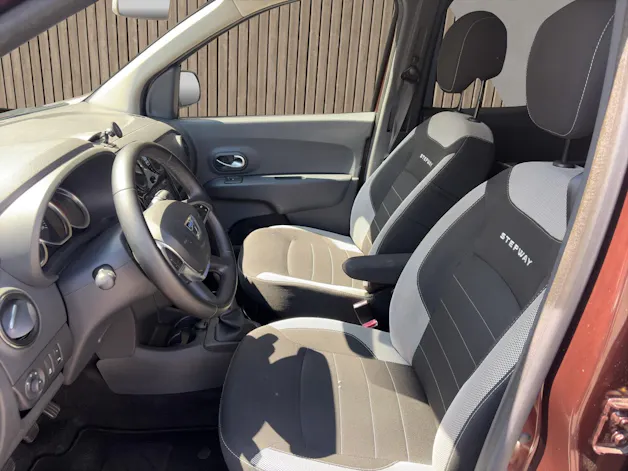 Dacia Lodgy 1.2 Turbo Stepway PL