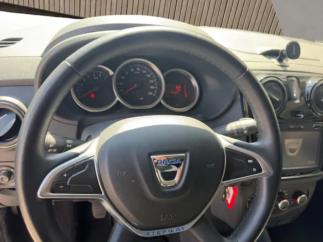 Dacia Lodgy 1.2 Turbo Stepway PL