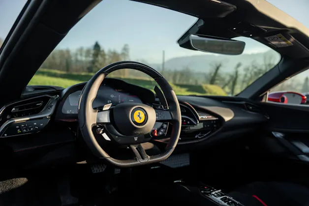 FERRARI SF90 Spider