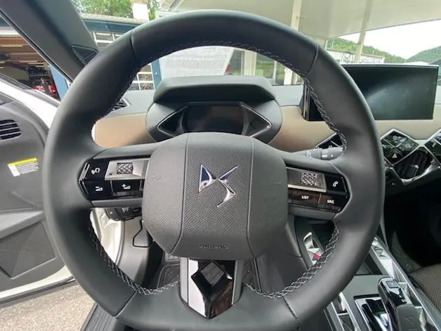 DS Automobiles AUTOMOBILES DS3 E-Tense SO Chic