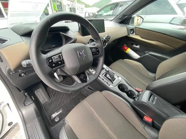 DS Automobiles AUTOMOBILES DS3 E-Tense SO Chic