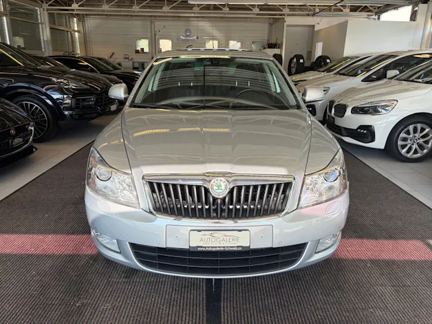 Škoda Octavia Combi 1.8 TSI Laurin & Klement DSG | CH | Alcantara-Leder | Schiebedach | Memory | Navi Columbus |